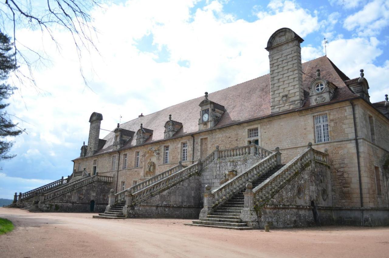 Les Perruchons Ancienne Grange Renovee Avec Soin Villa Ozolles Luaran gambar