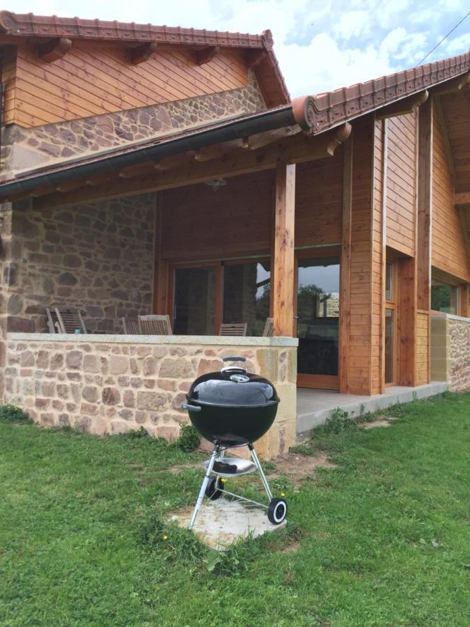 Les Perruchons Ancienne Grange Renovee Avec Soin Villa Ozolles Luaran gambar