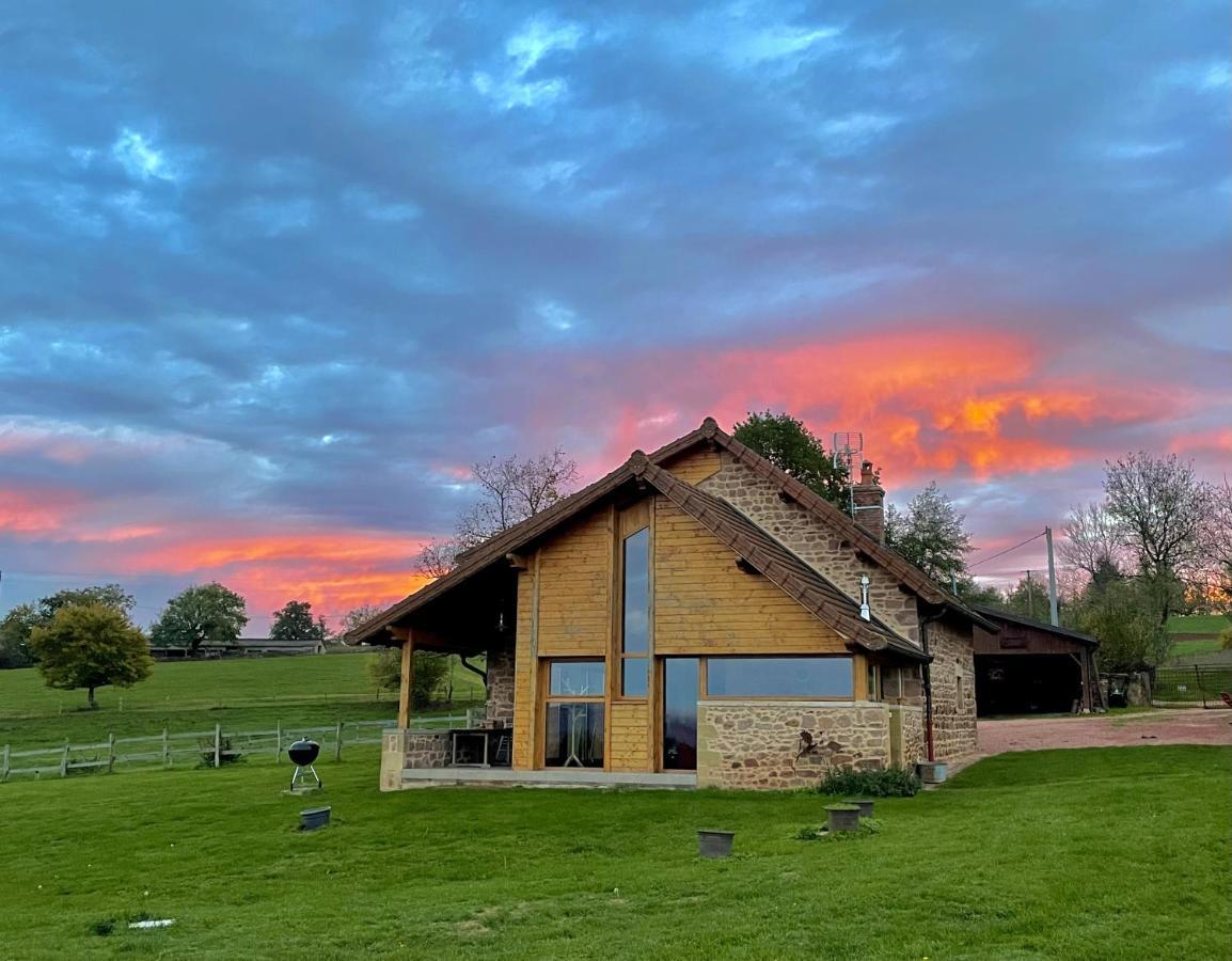 Les Perruchons Ancienne Grange Renovee Avec Soin Villa Ozolles Luaran gambar