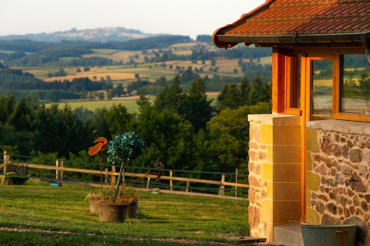 Les Perruchons Ancienne Grange Renovee Avec Soin Villa Ozolles Luaran gambar
